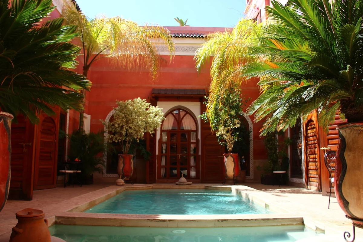 Service Tout-en-un : Entretien De Jardin Et Nettoyage De Piscine À Marrakech